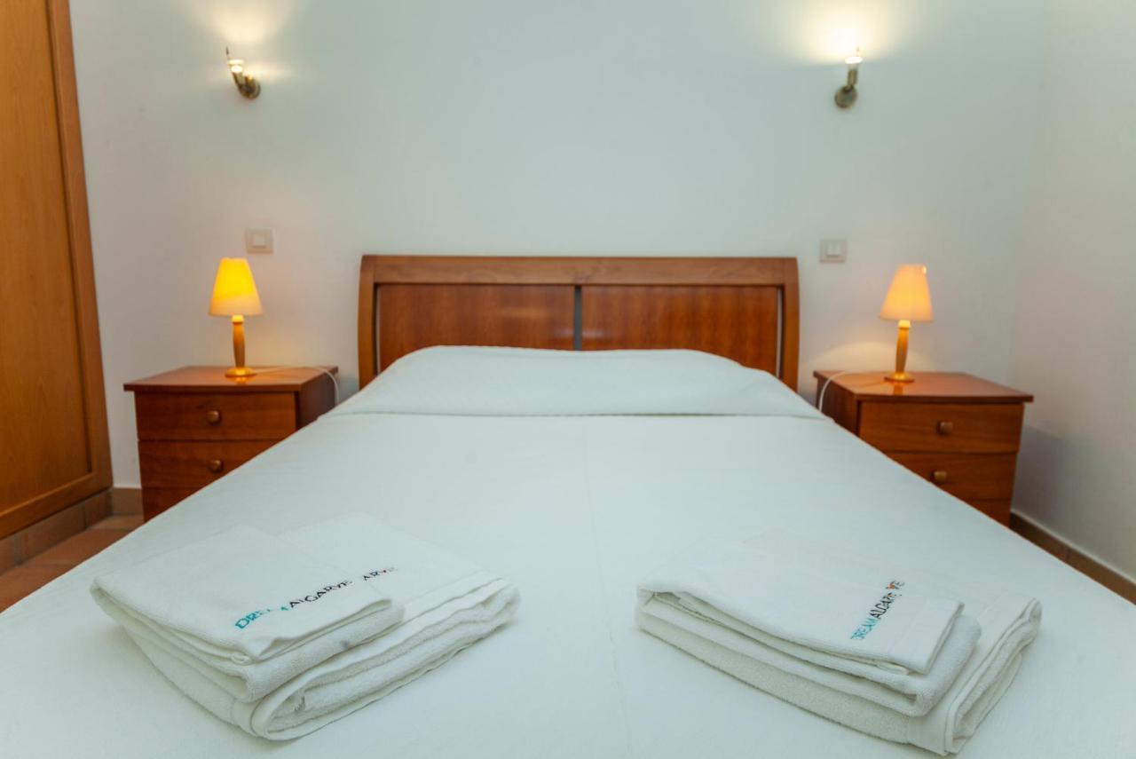 A11 - Marinapark Hill Beach Apartment Lagos Bagian luar foto