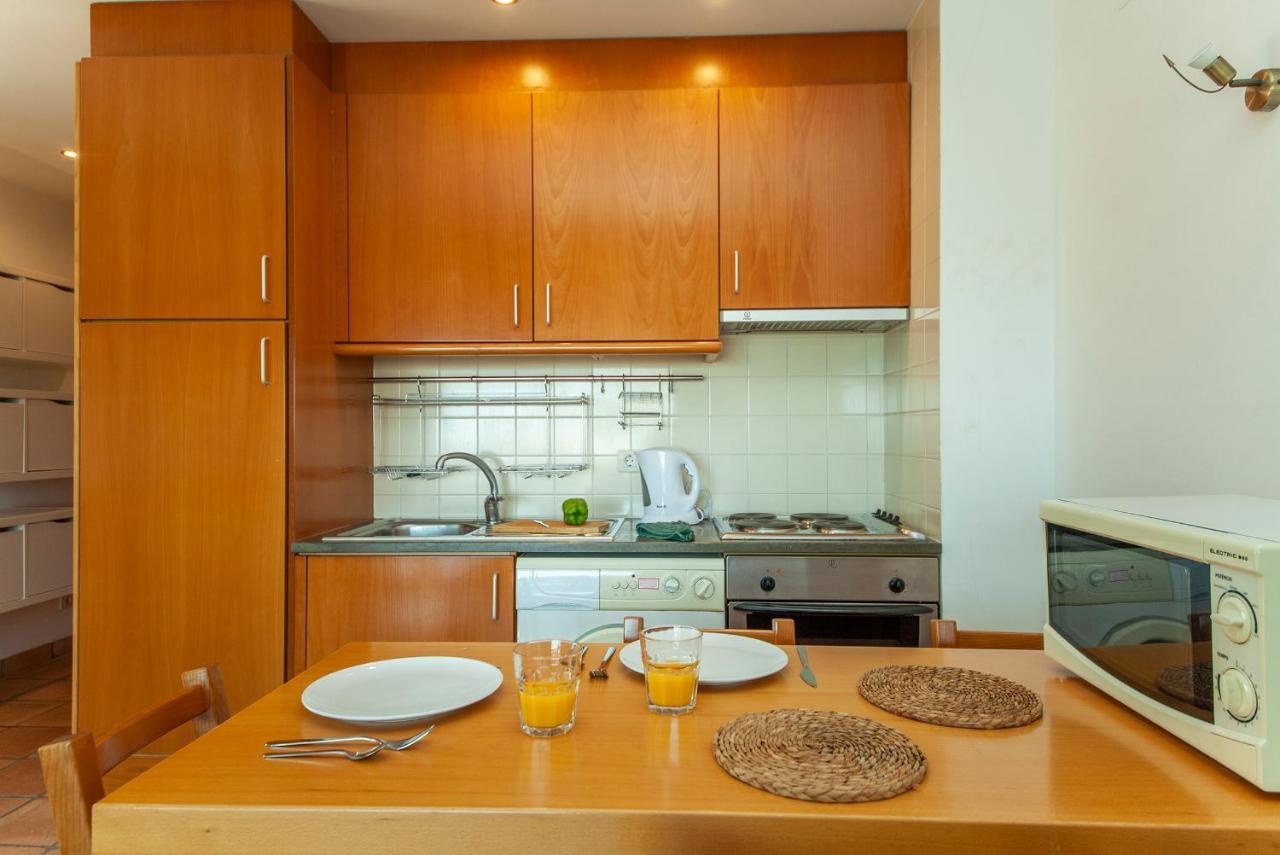 A11 - Marinapark Hill Beach Apartment Lagos Bagian luar foto